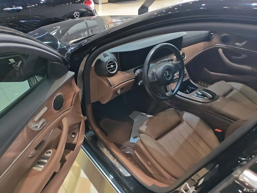 Mercedes-Benz E-Class, 2018 16