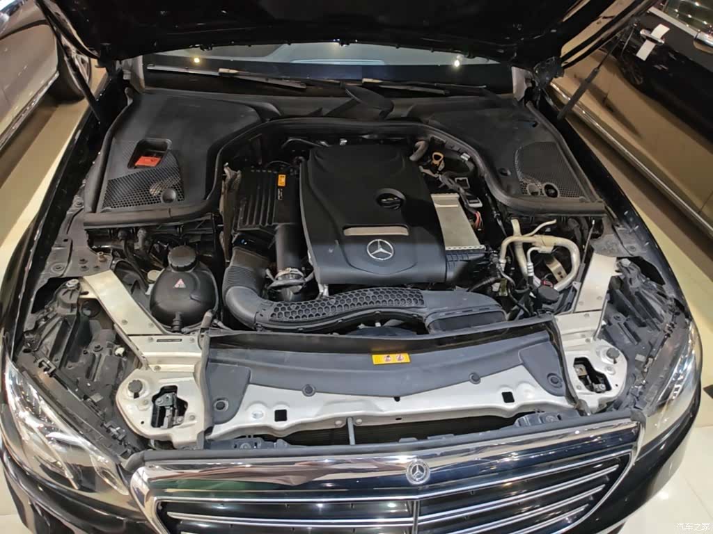 Mercedes-Benz E-Class, 2018 20