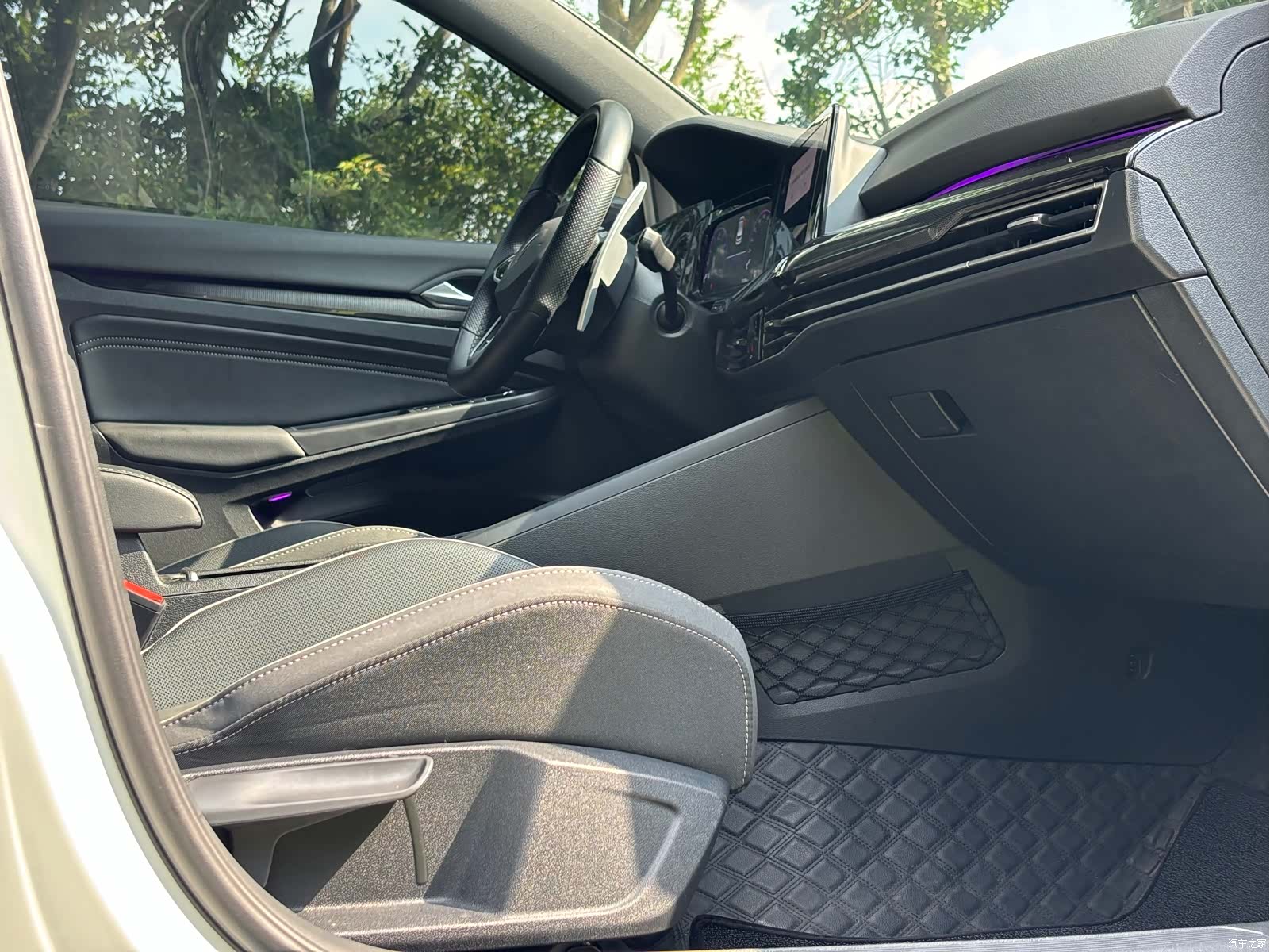 Volkswagen Golf, 2022 27