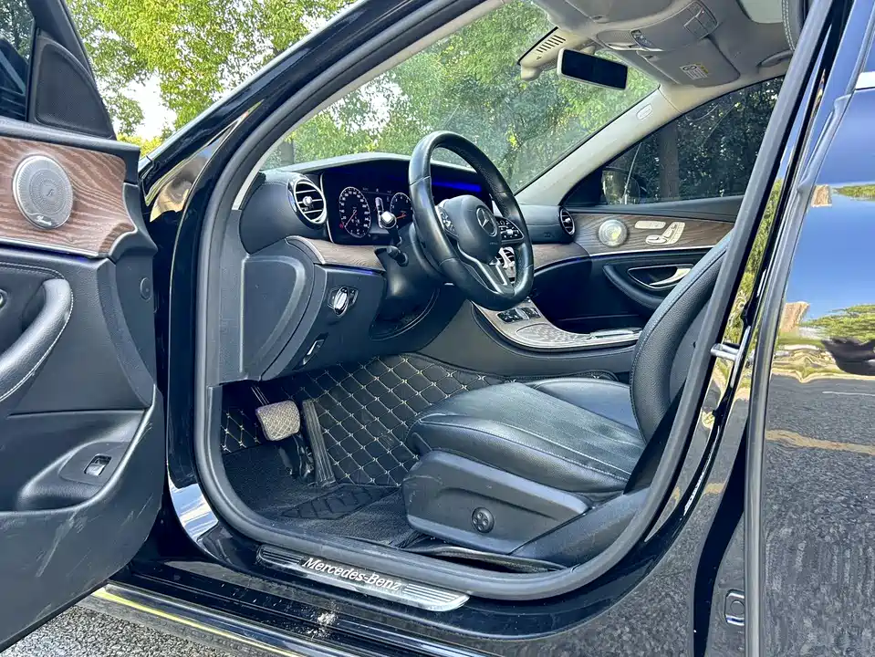 Mercedes-Benz E-class Mercedes-Benz E-class