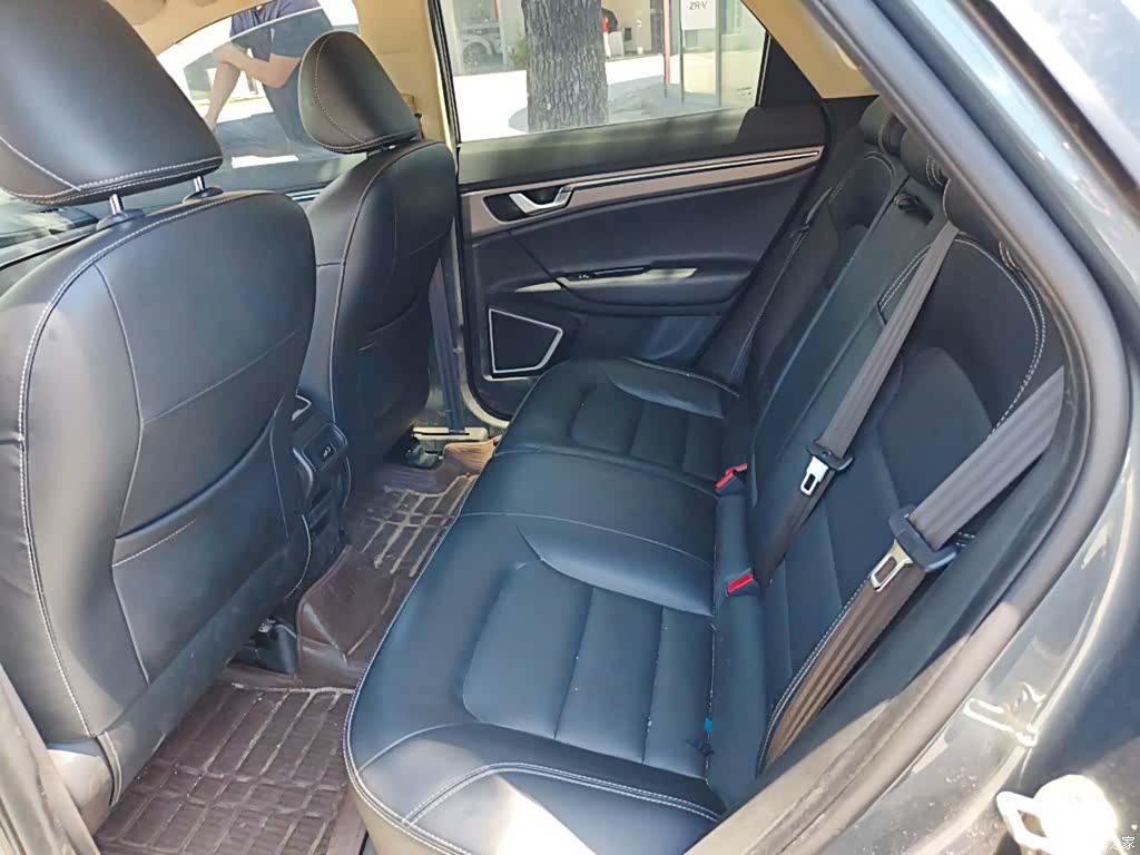 Geely Emgrand, 2017 14