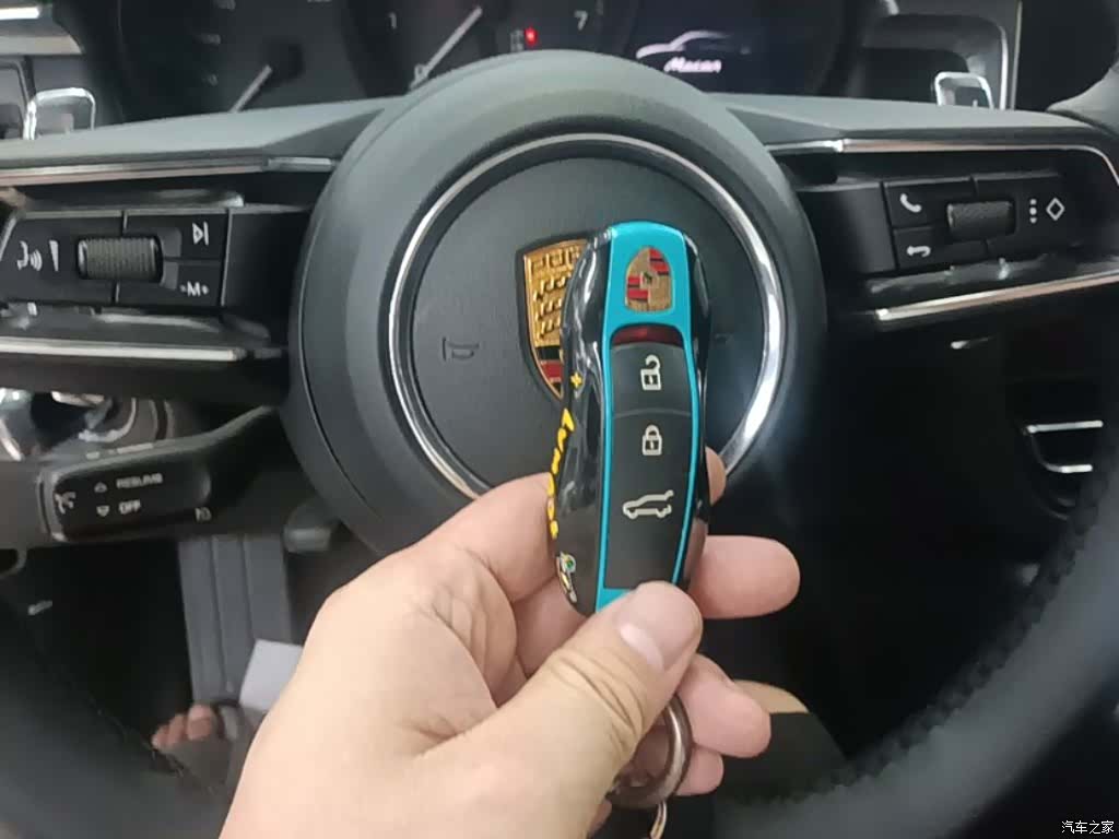Porsche Macan, 2022 9