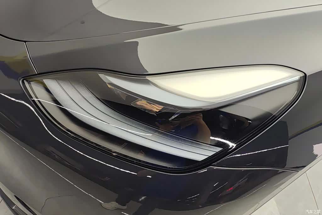 Tesla Model Y, 2024 все фото