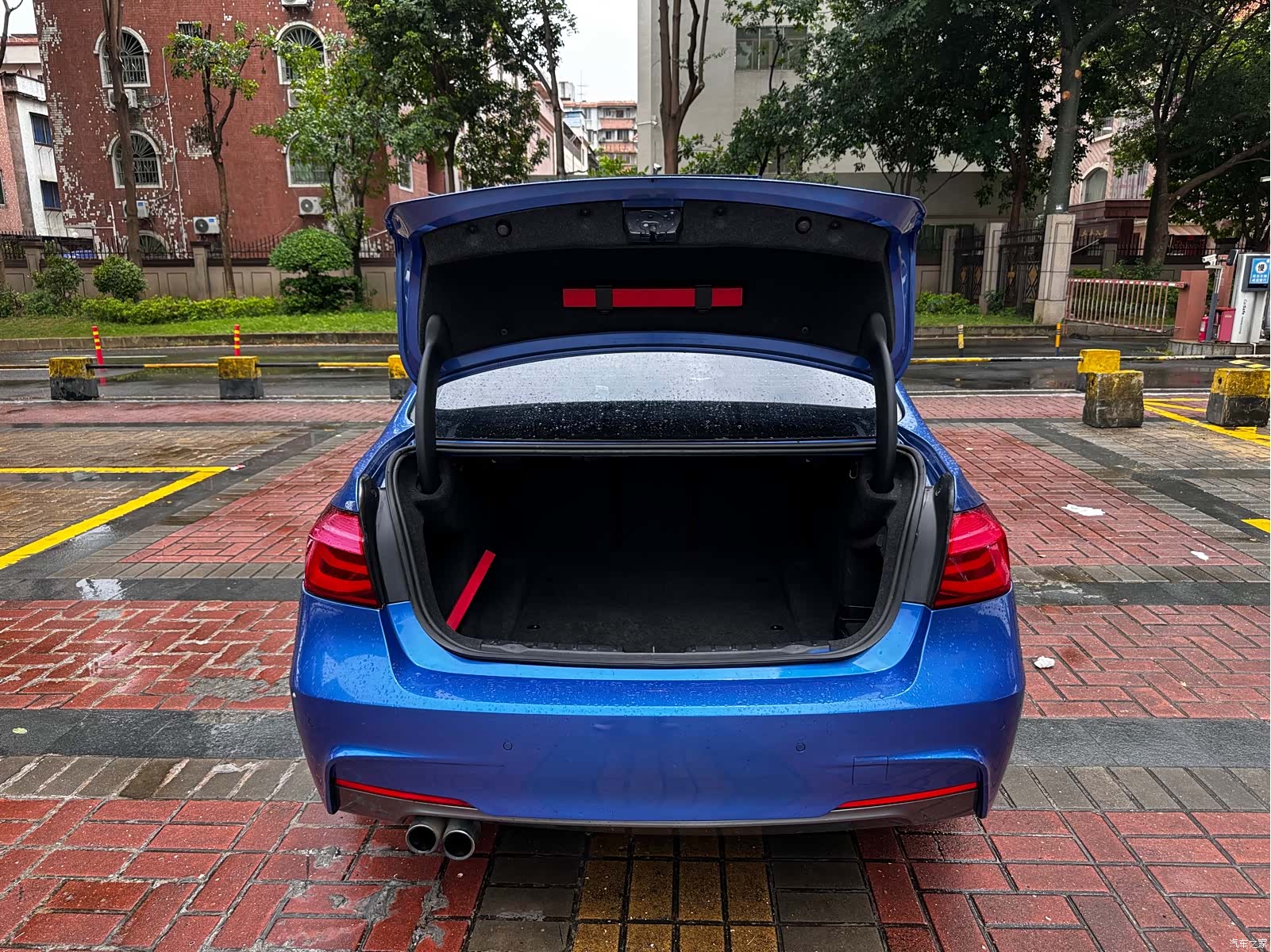 BMW 3 Series, 2017 16