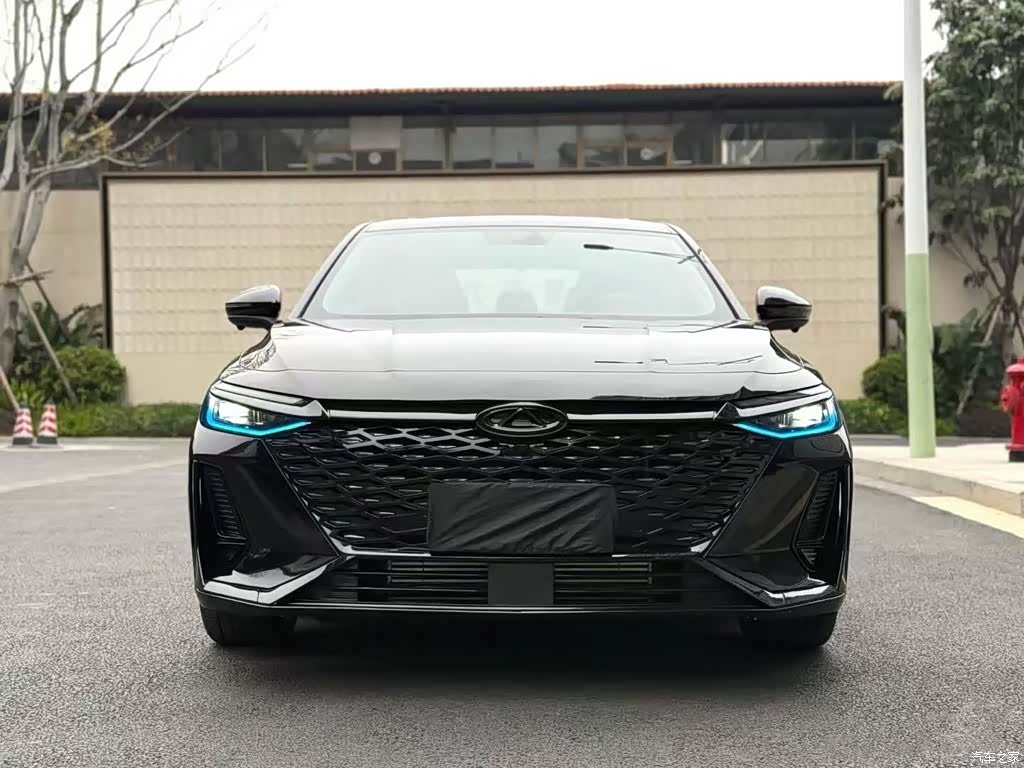 Chery Arrizo 8, 2022 2
