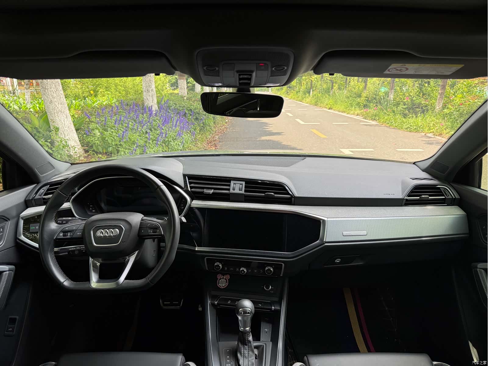 Audi Q3, 2023 10