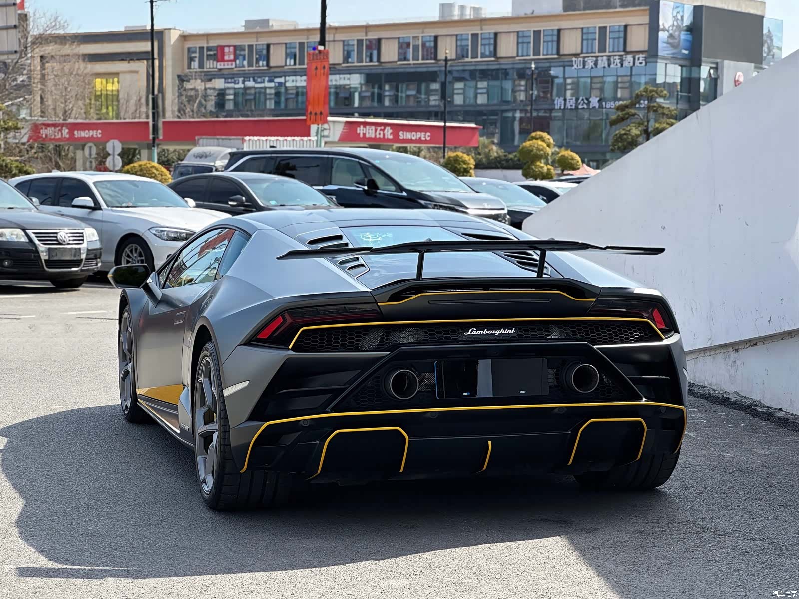 Lamborghini Huracán, 2021 4