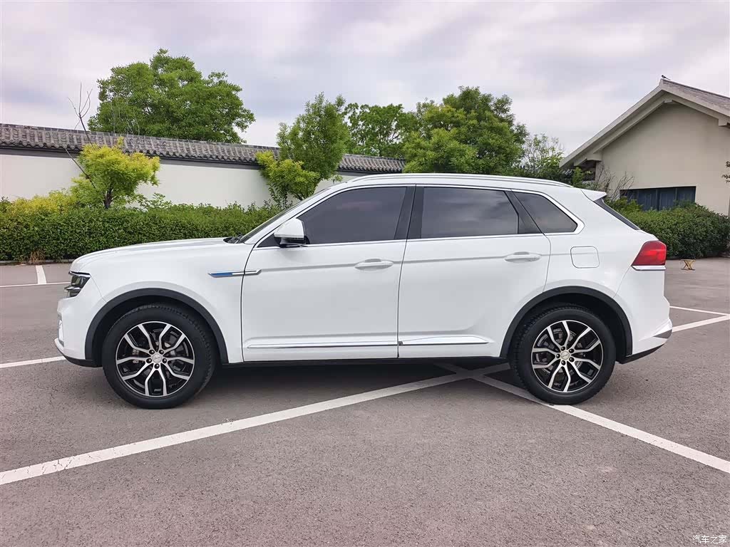 Zotye X7, 2017 13