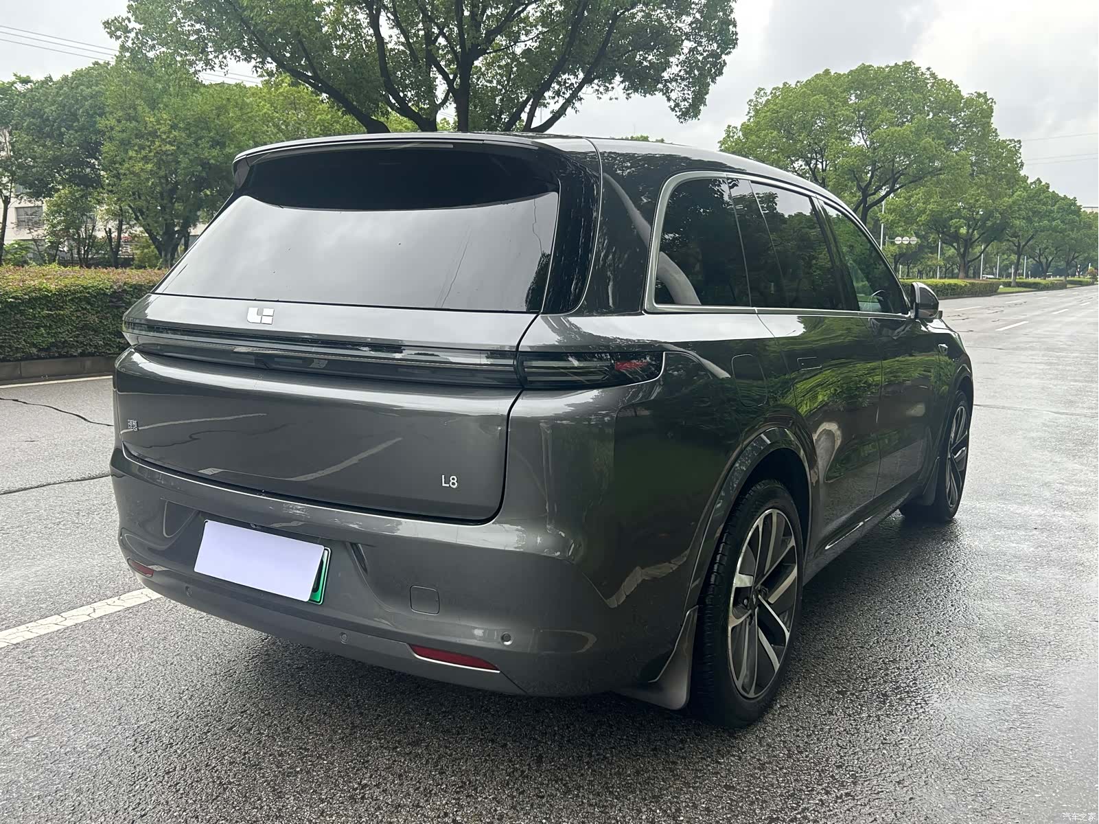 Li Auto L8, 2023 11