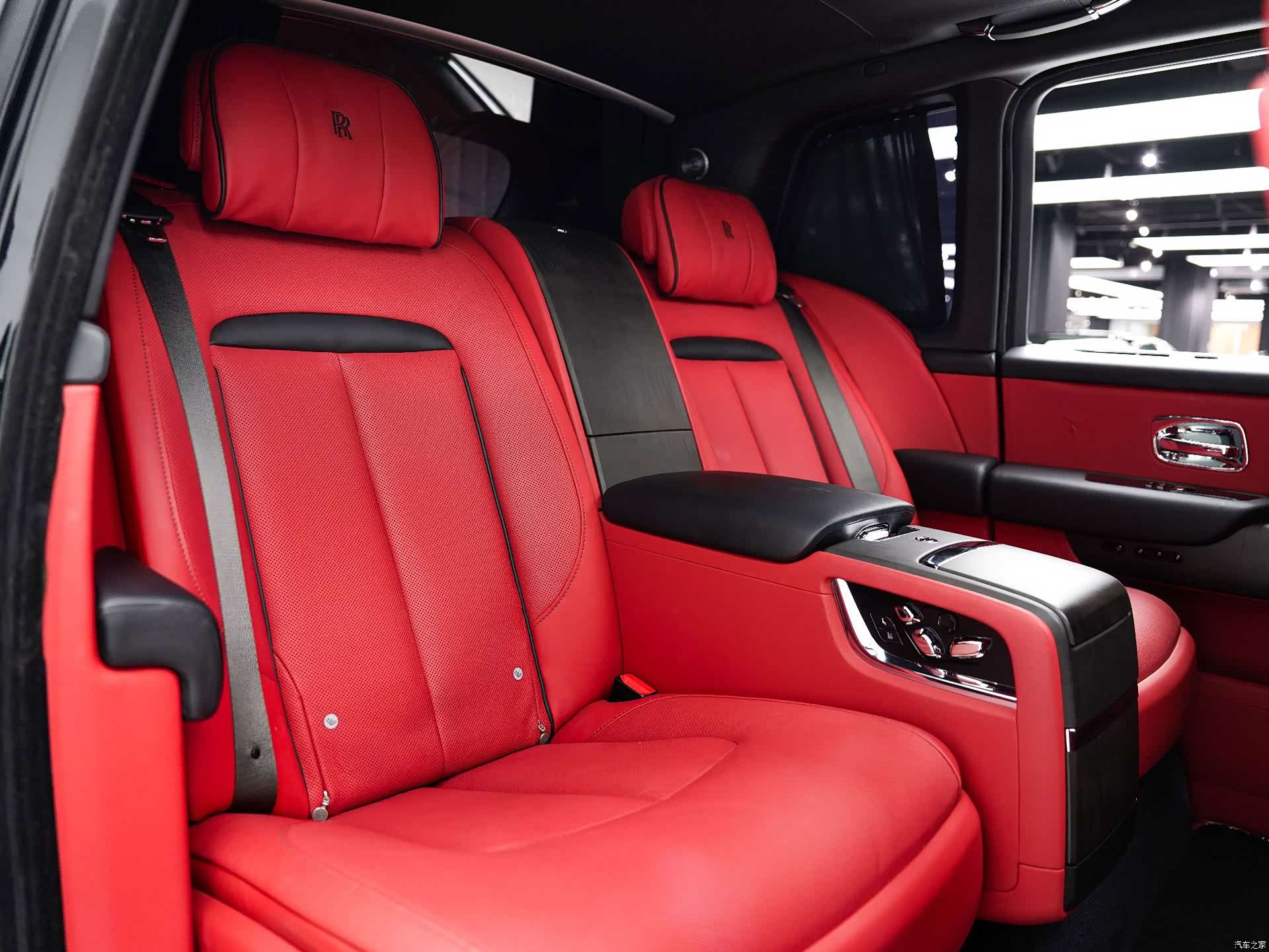 Rolls-Royce Cullinan, 2020 20