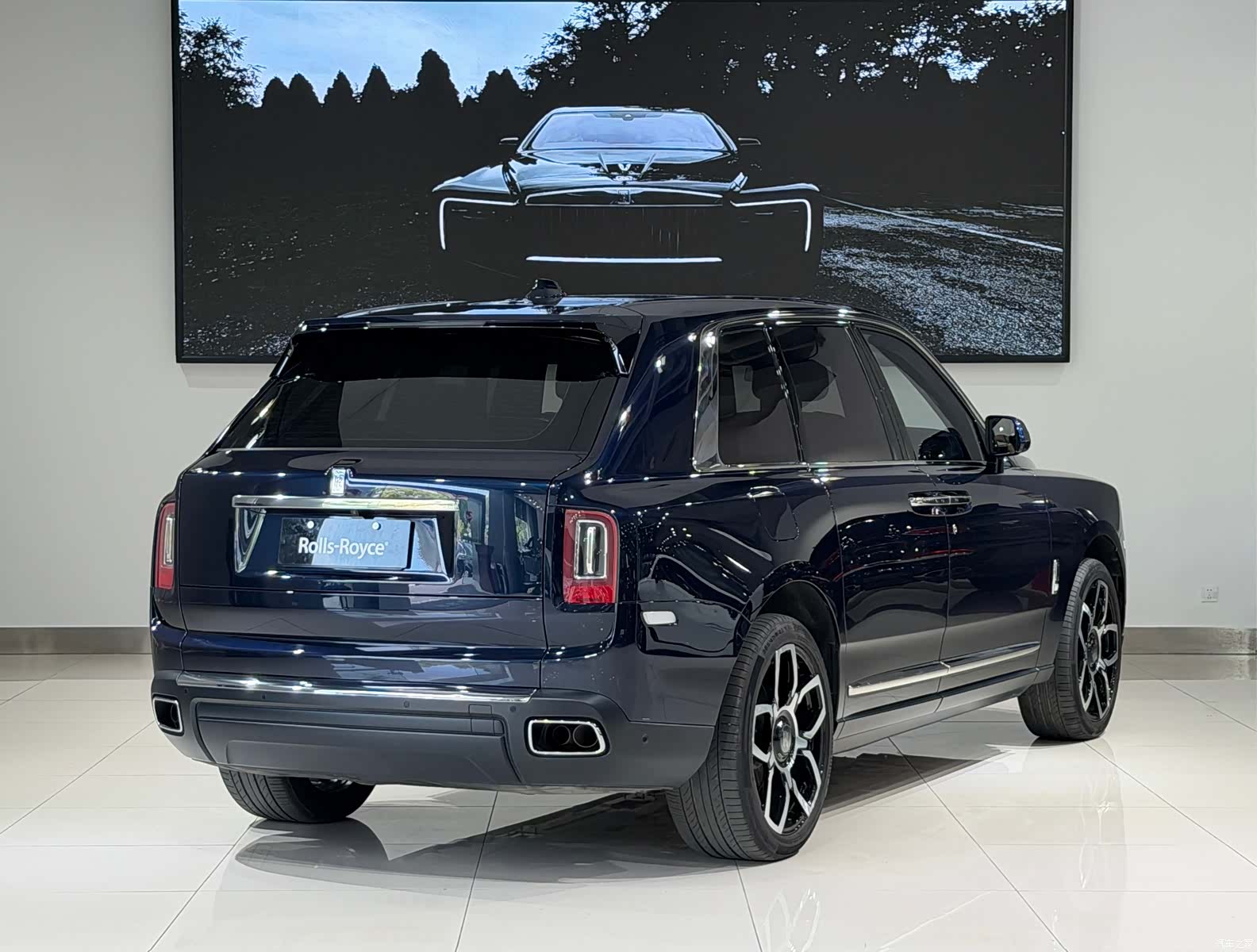 Rolls-Royce Cullinan, 2021 все фото