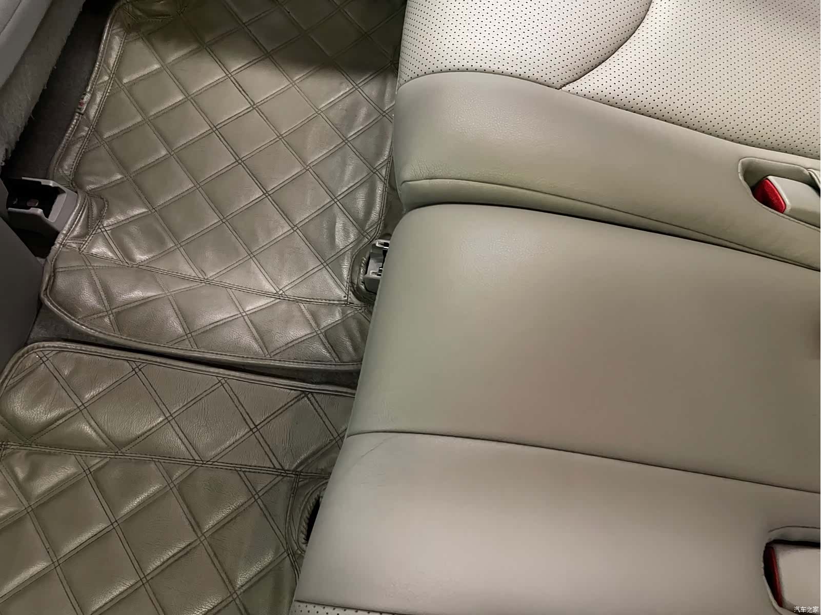 Toyota RAV4, 2011 36