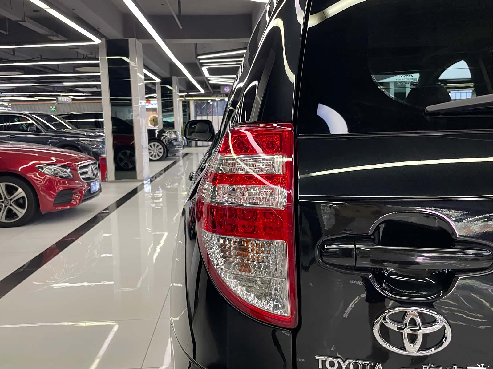 Toyota RAV4, 2011 43