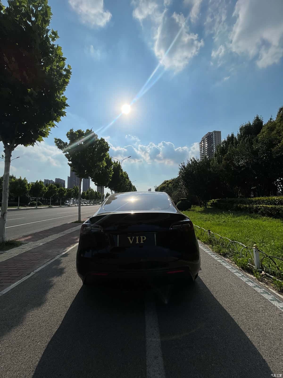Tesla Model Y, 2021 11
