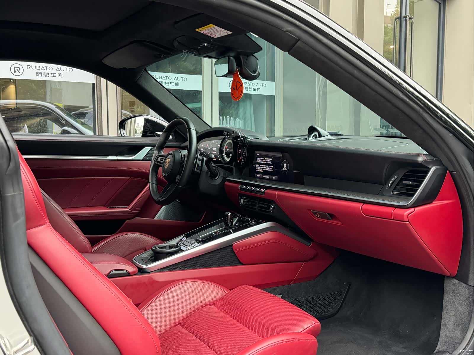Porsche 911, 2022 13