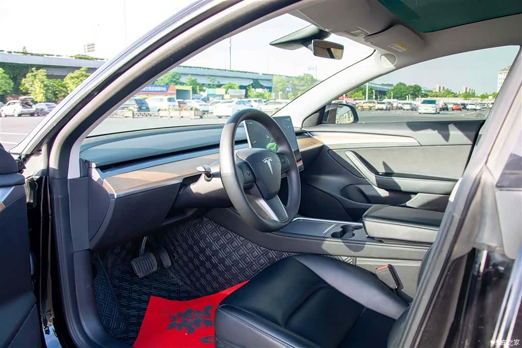 Tesla Model 3, 2023 9