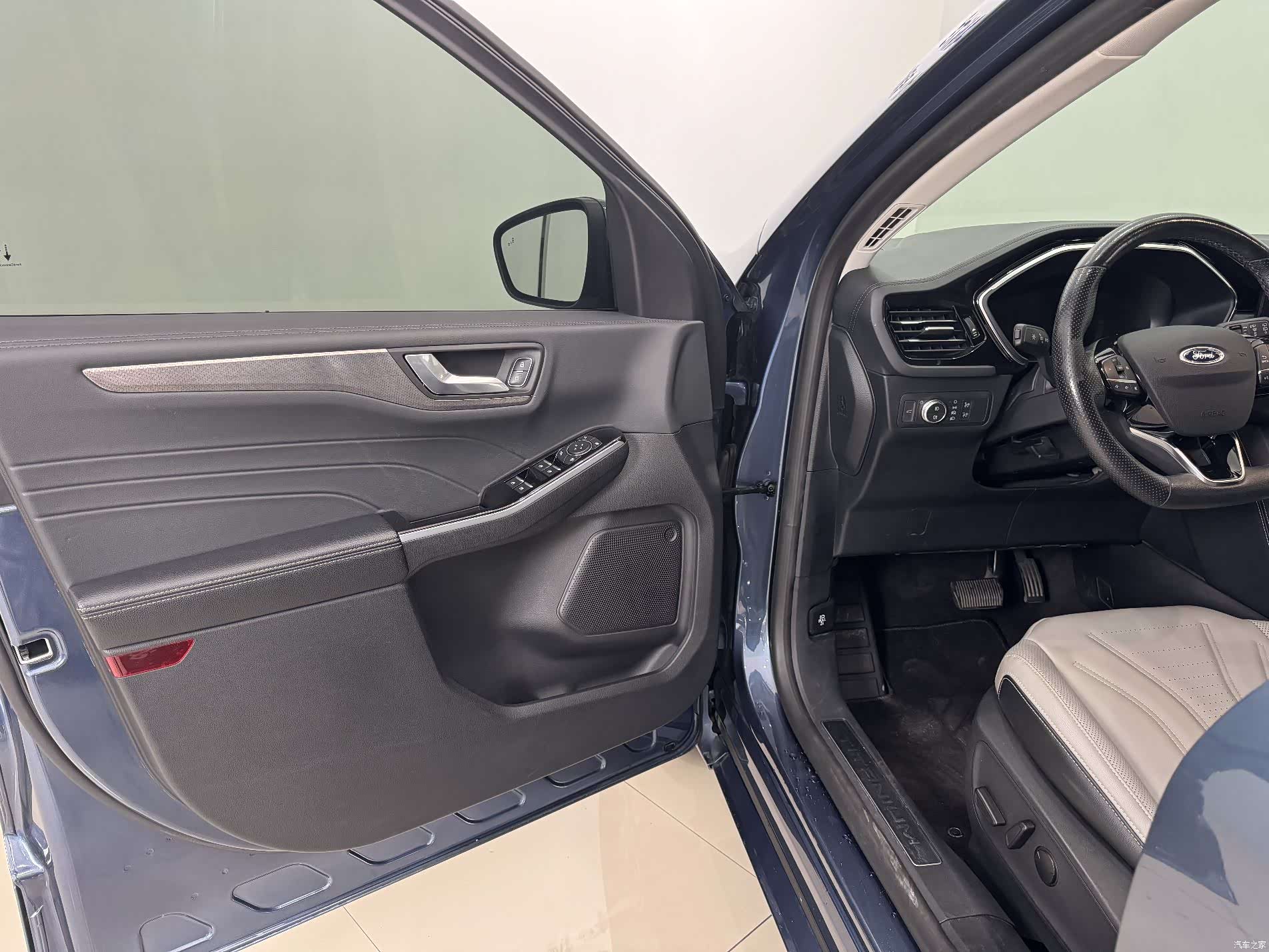 Ford Escape, 2021 все фото