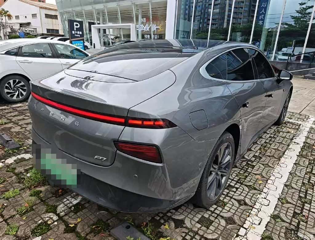 Xpeng P7, 2022 2