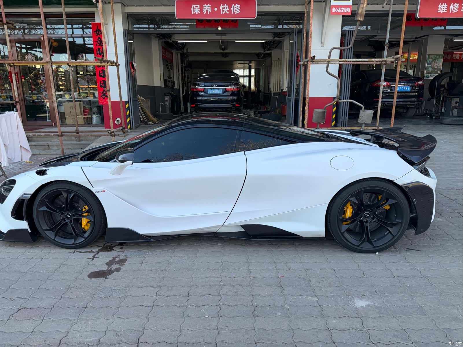 McLaren 720S, 2018 все фото