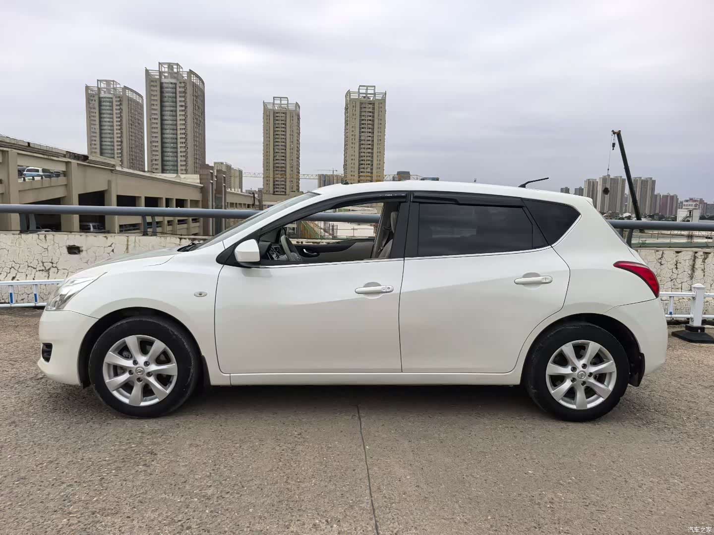 Nissan Sylphy, 2013 3