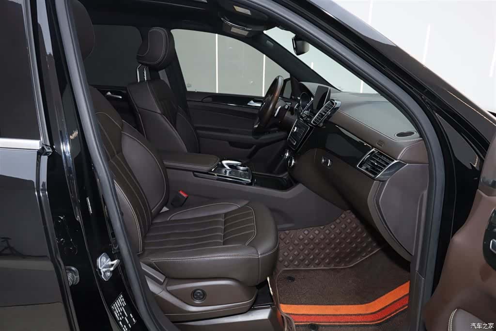 Mercedes-Benz GLS, 2018 14