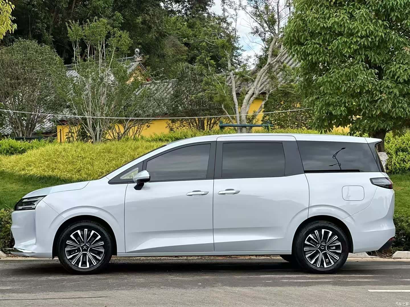 Wuling 730, 2025 3