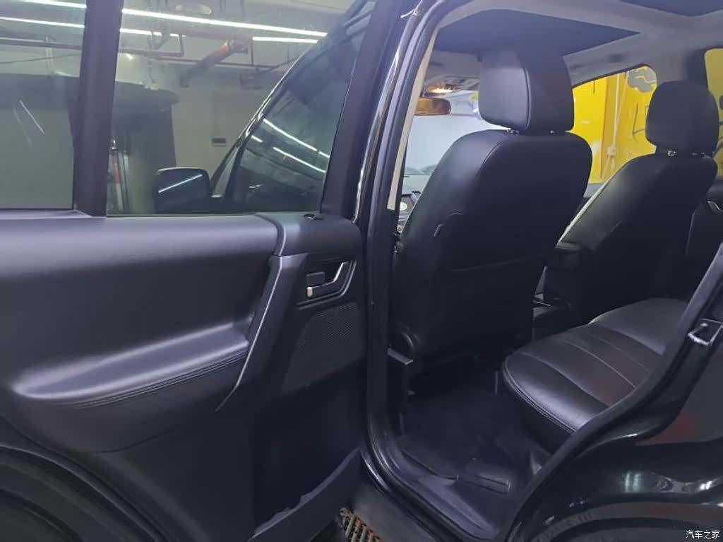 Land Rover Si4, 2014 8