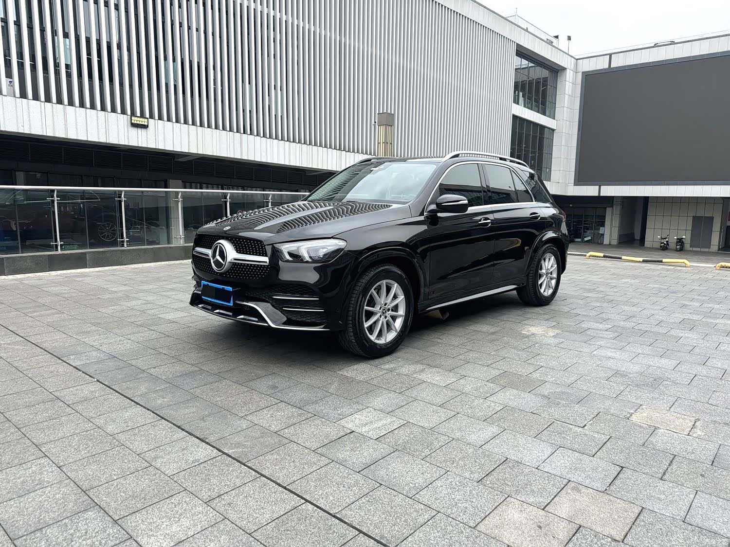 Mercedes-Benz GLE, 2021 1