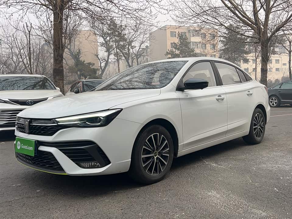 Roewe i5