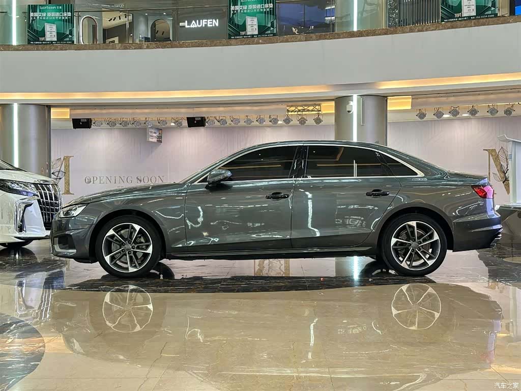 Audi A4L, 2021 7