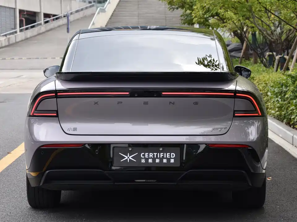 XPENG P7+