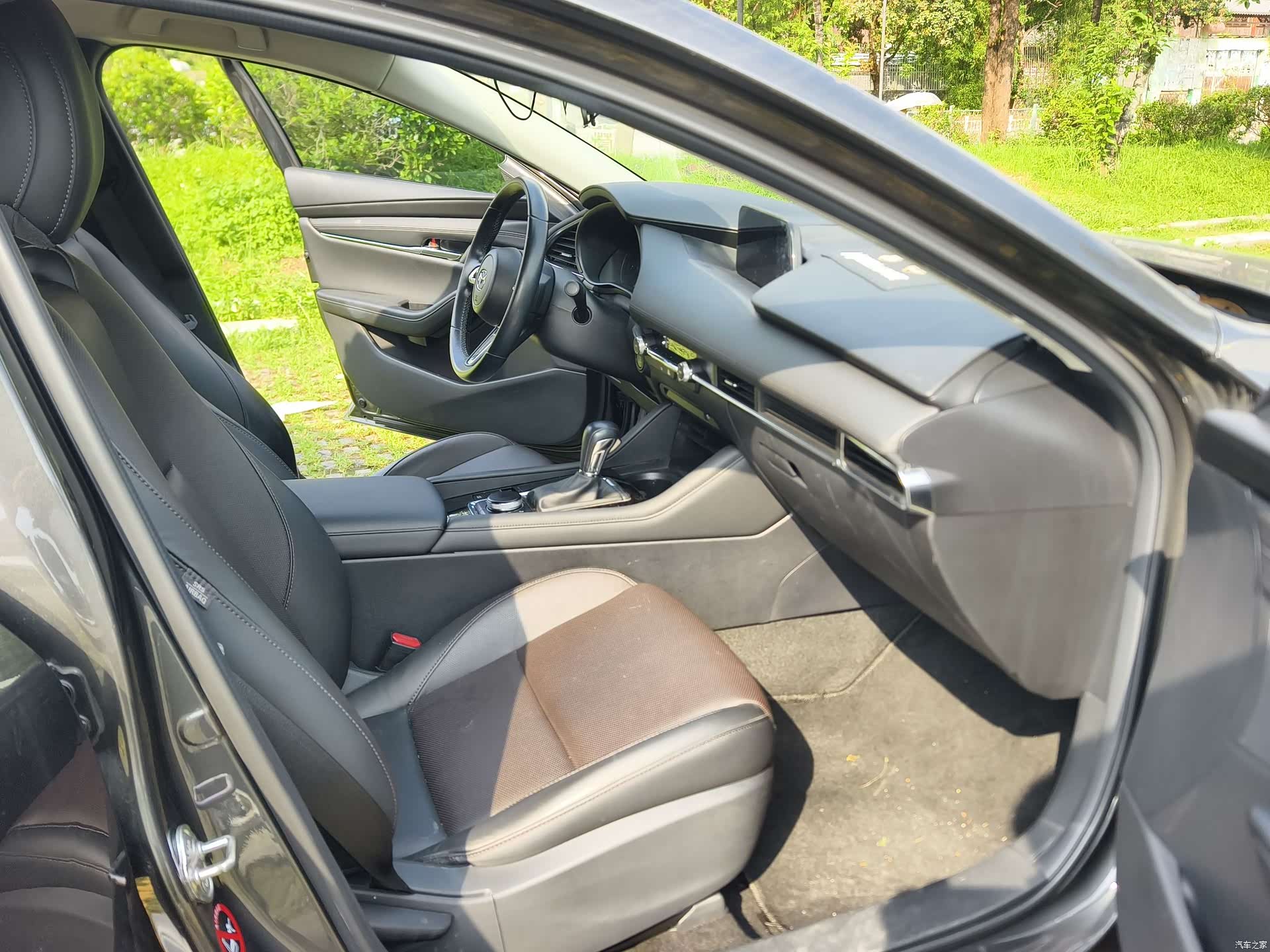 Mazda Mazda3, 2020 14