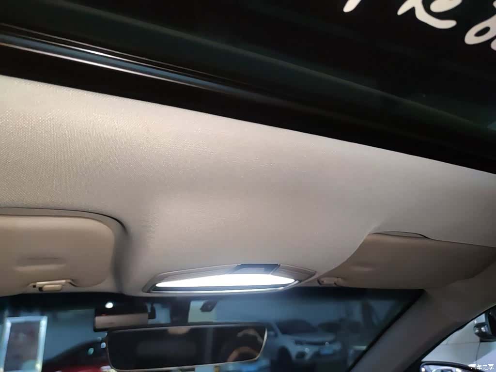 Geely Binray, 2023 18