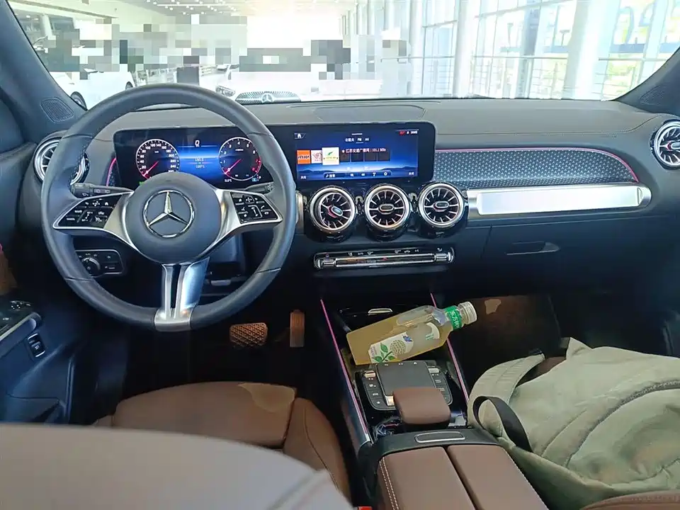 Mercedes-Benz GLB Mercedes-Benz GLB