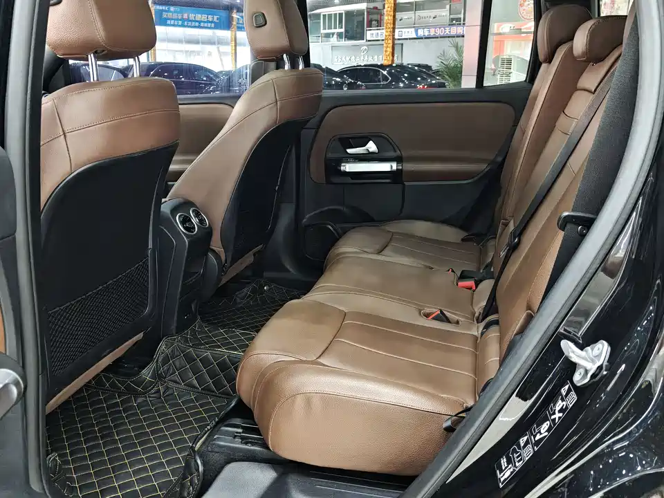 Mercedes-Benz GLB Mercedes-Benz GLB