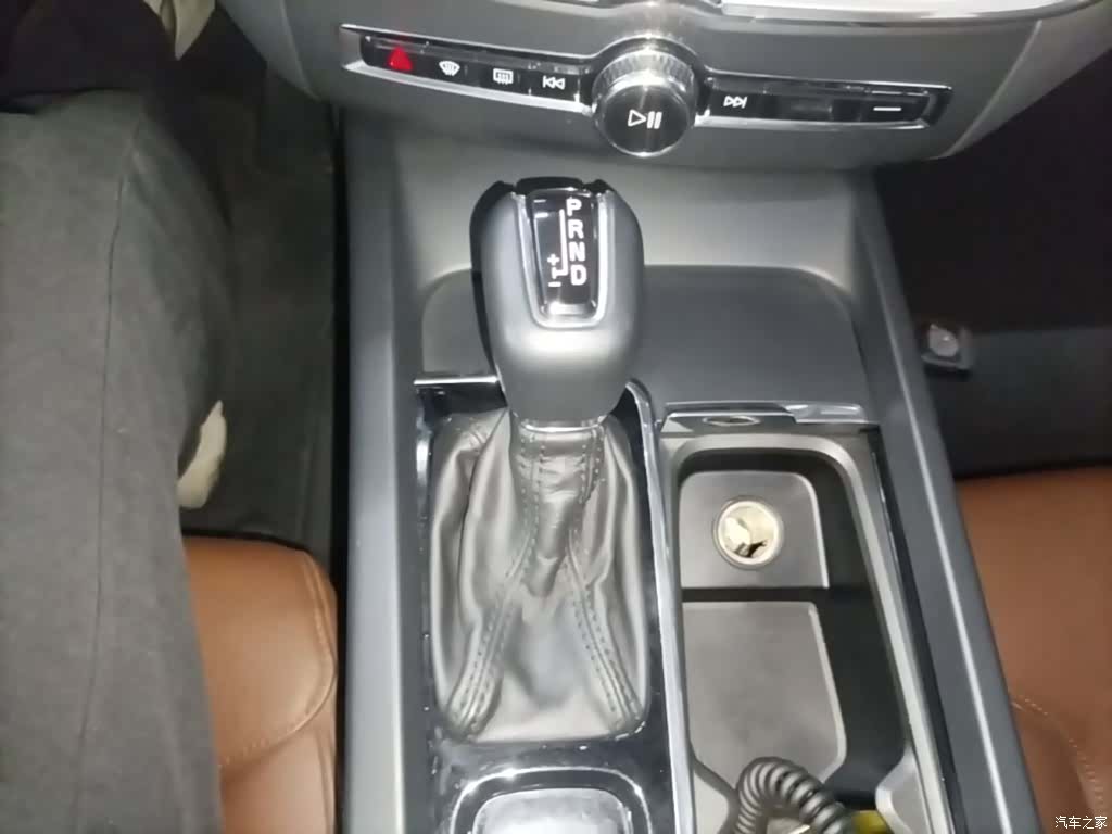 Volvo XC60, 2018 14