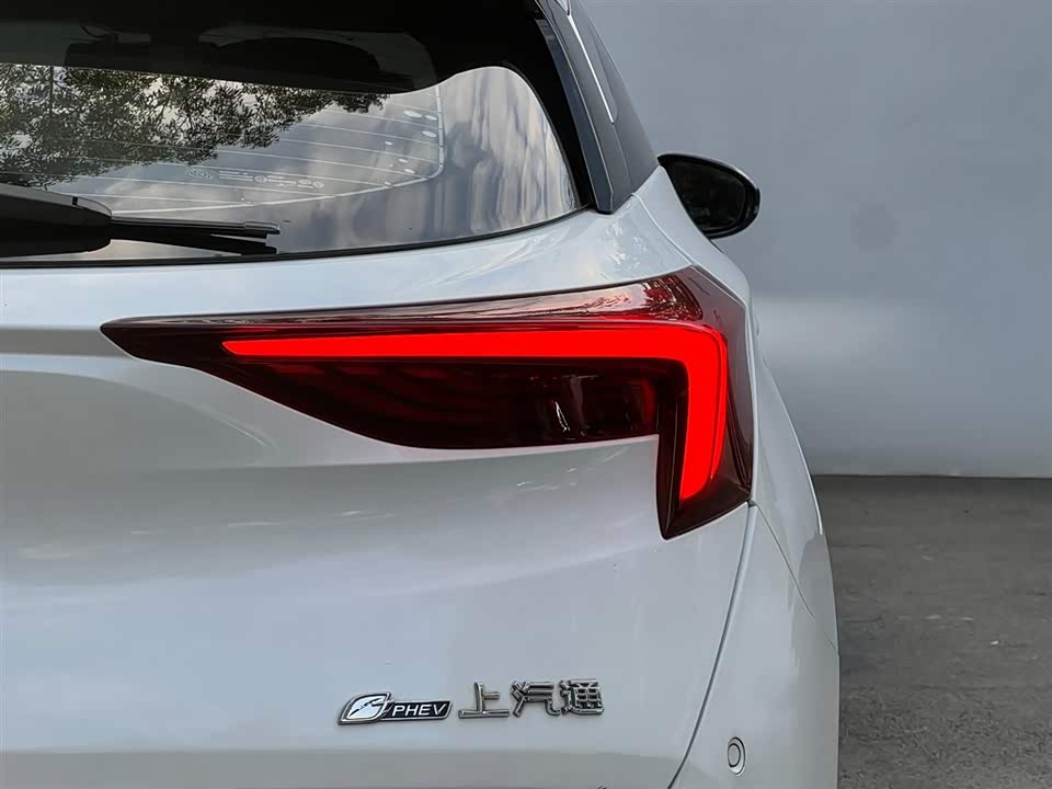 Buick Slightly blue 6