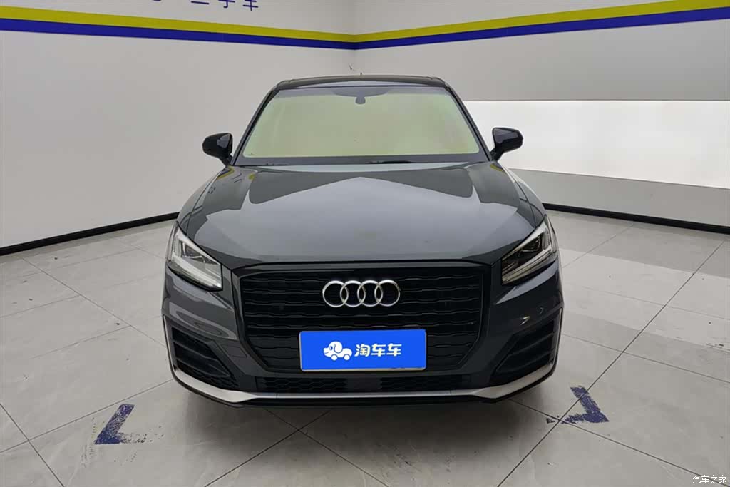 Audi Q2L, 2020 2