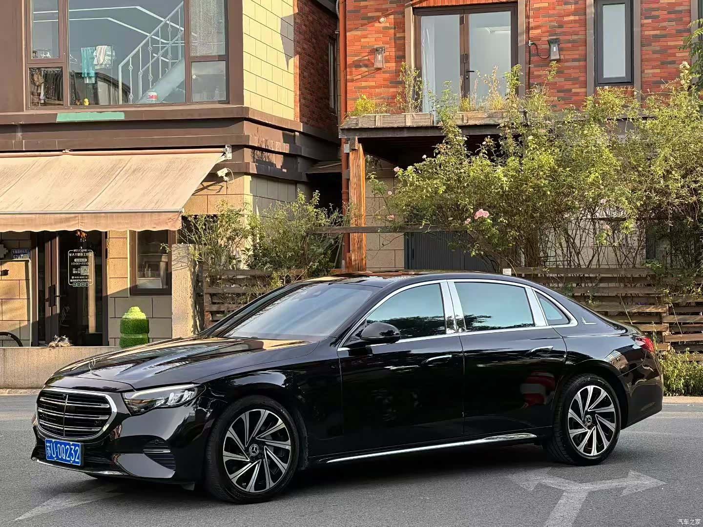 Mercedes-Benz E-Class, 2024 2