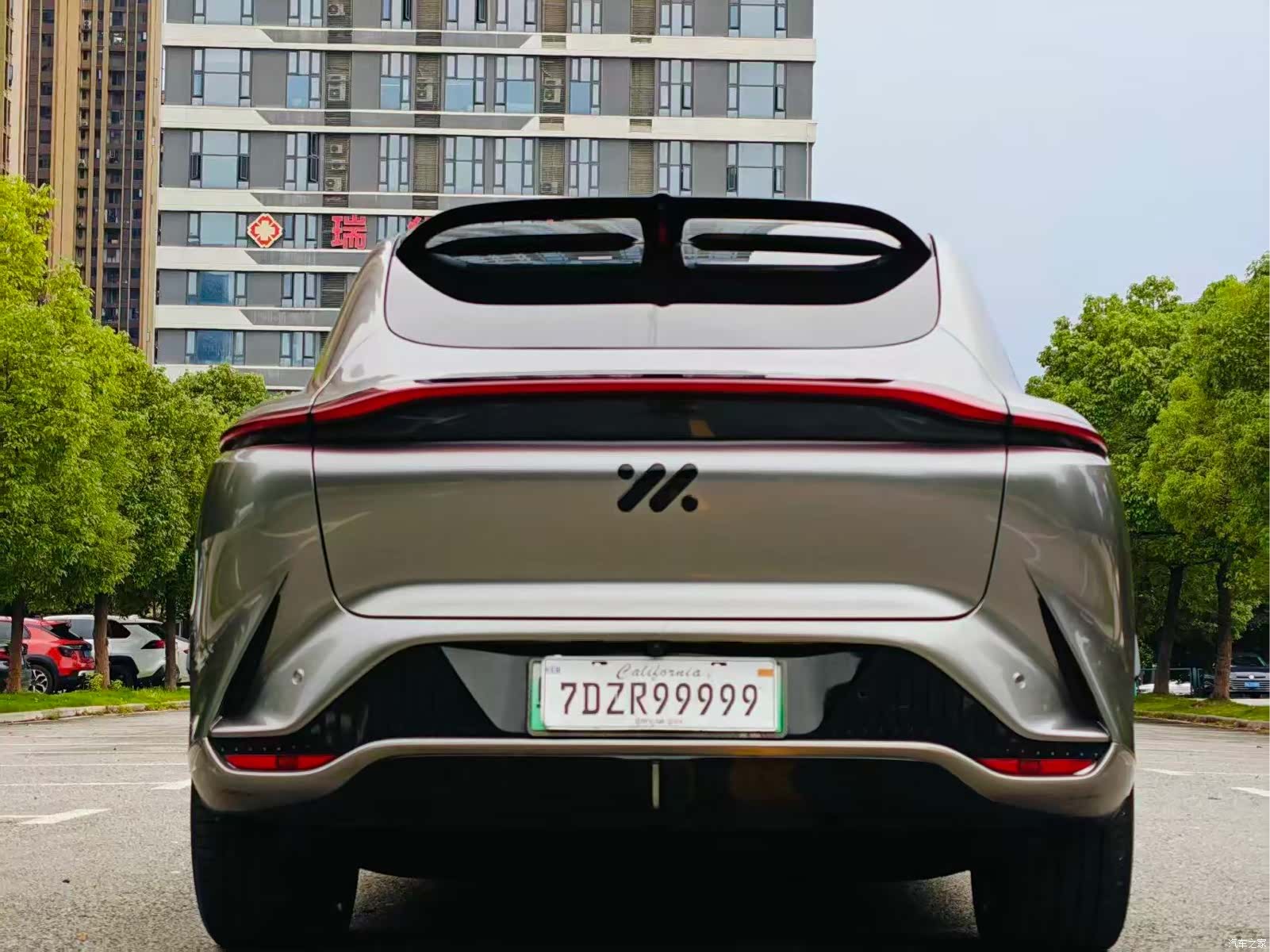 IM Motors LS7, 2023 9