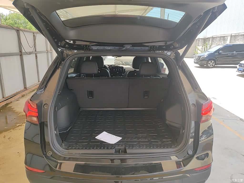 Chevrolet Equinox, 2023 19