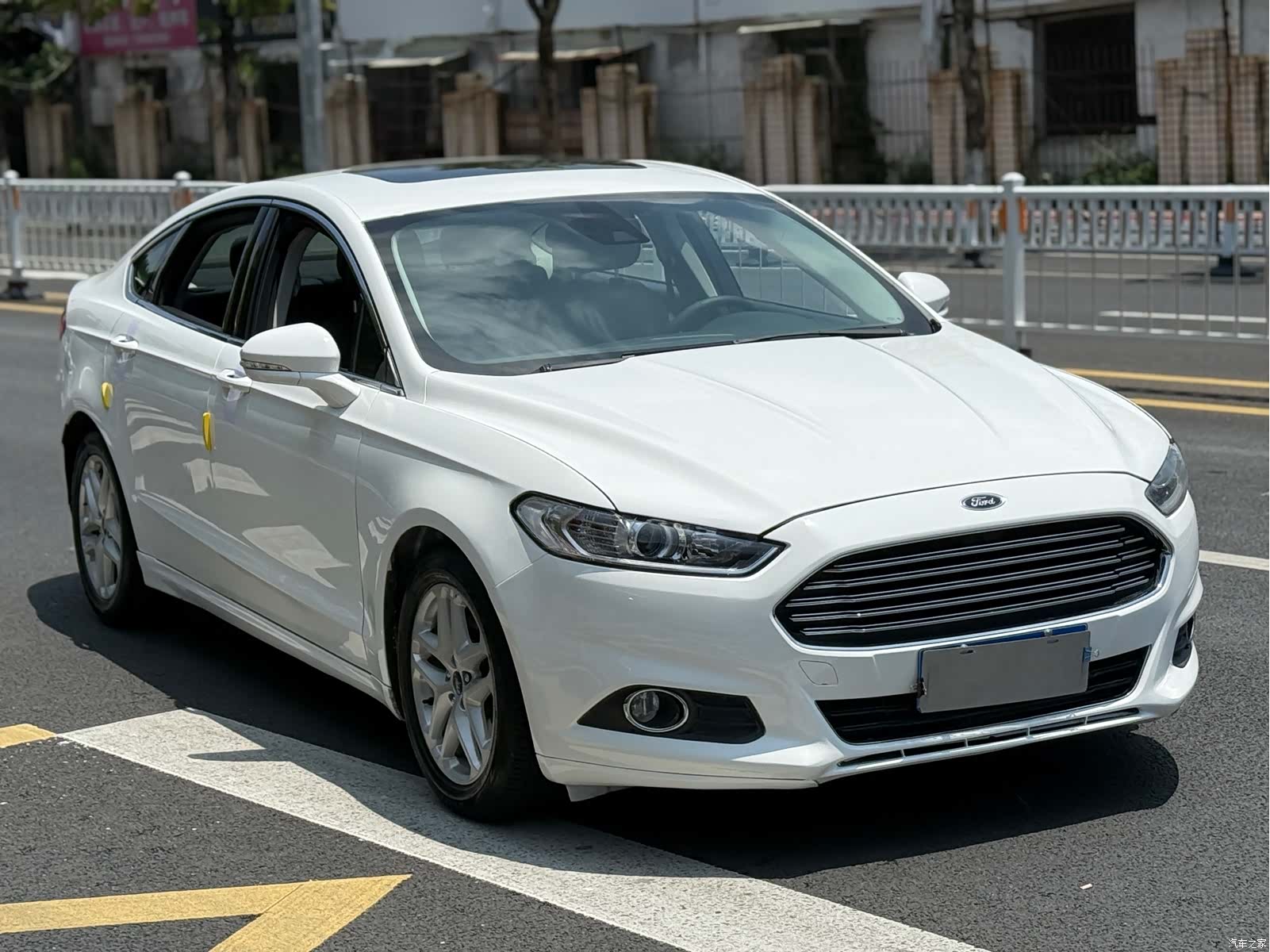 Ford Mondeo, 2016 3