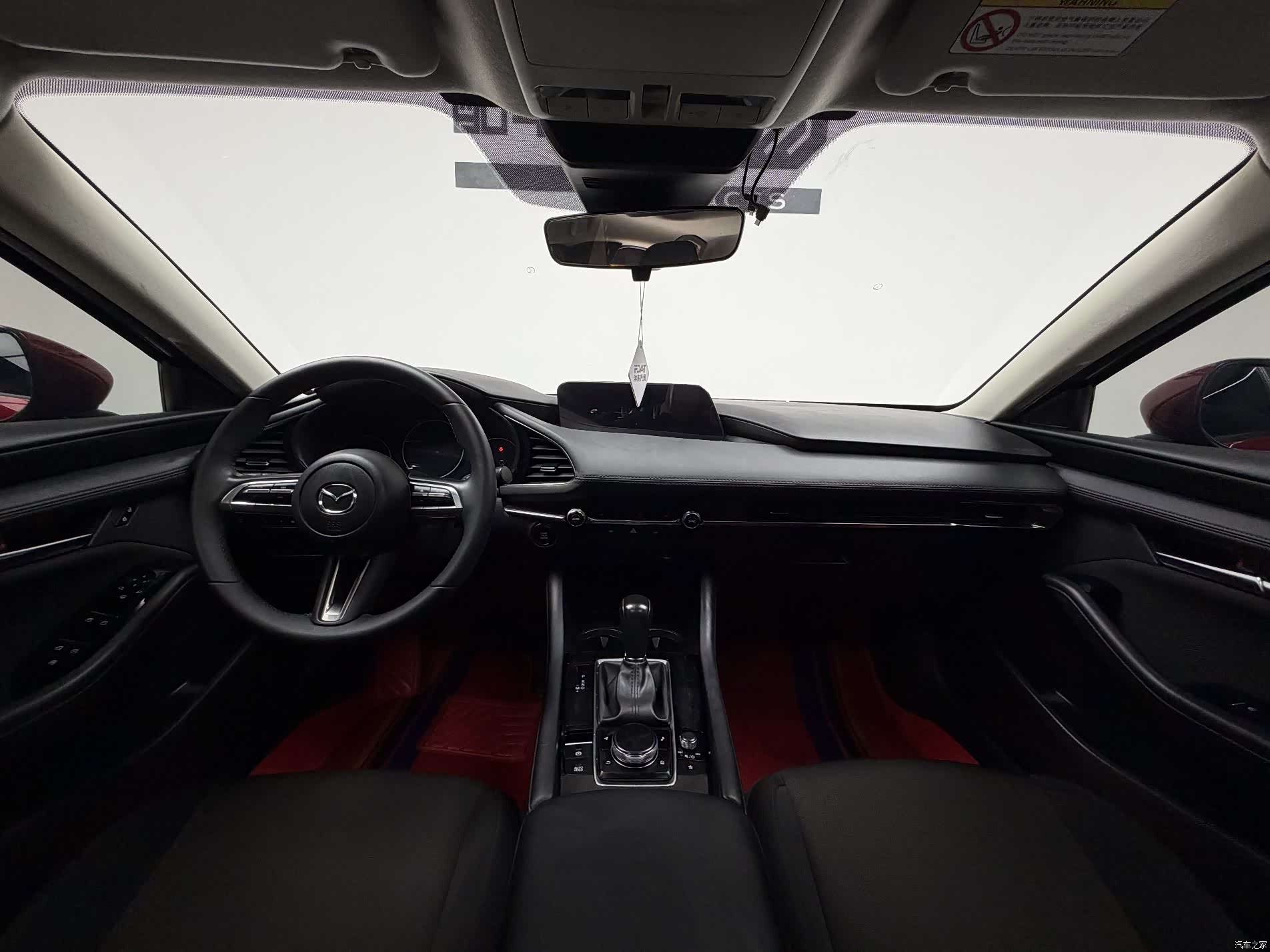 Mazda Mazda3, 2023 14