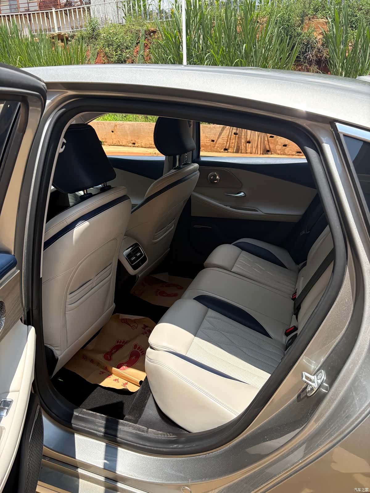 Chery Arrizo 8, 2023 все фото