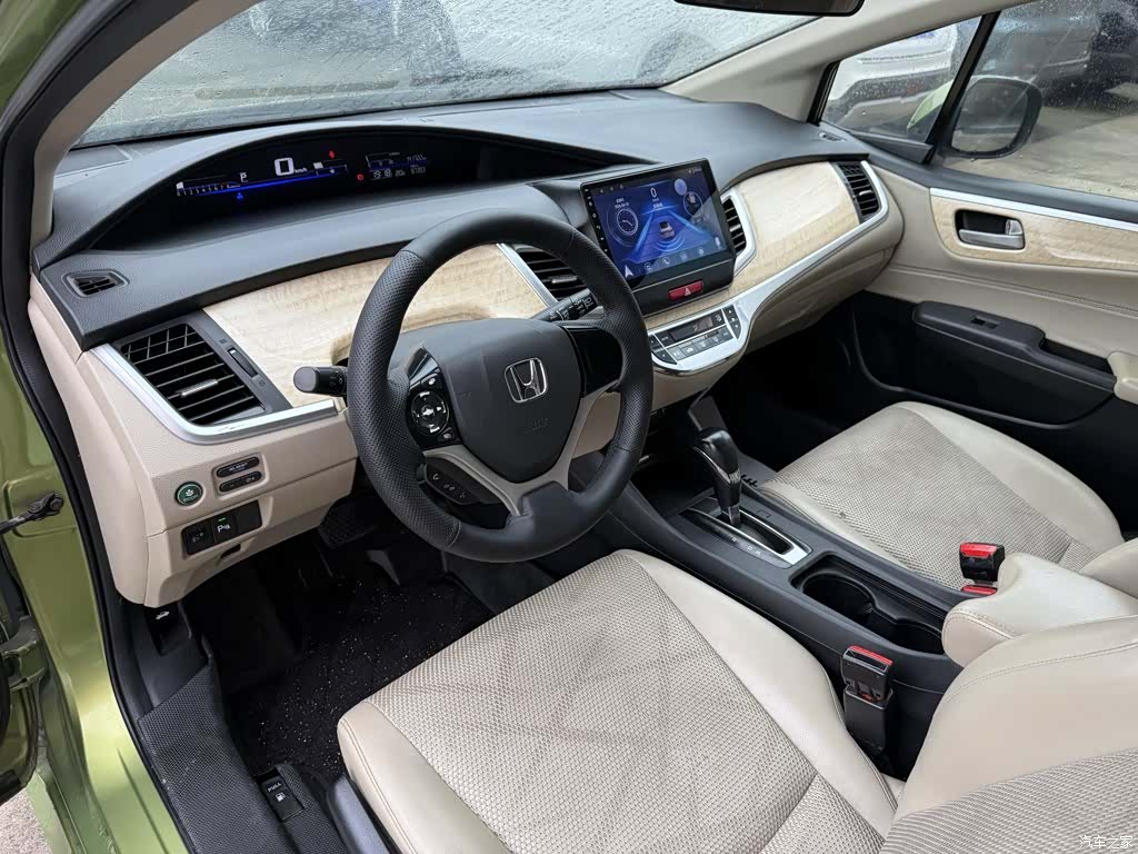 Honda Jade, 2014 все фото