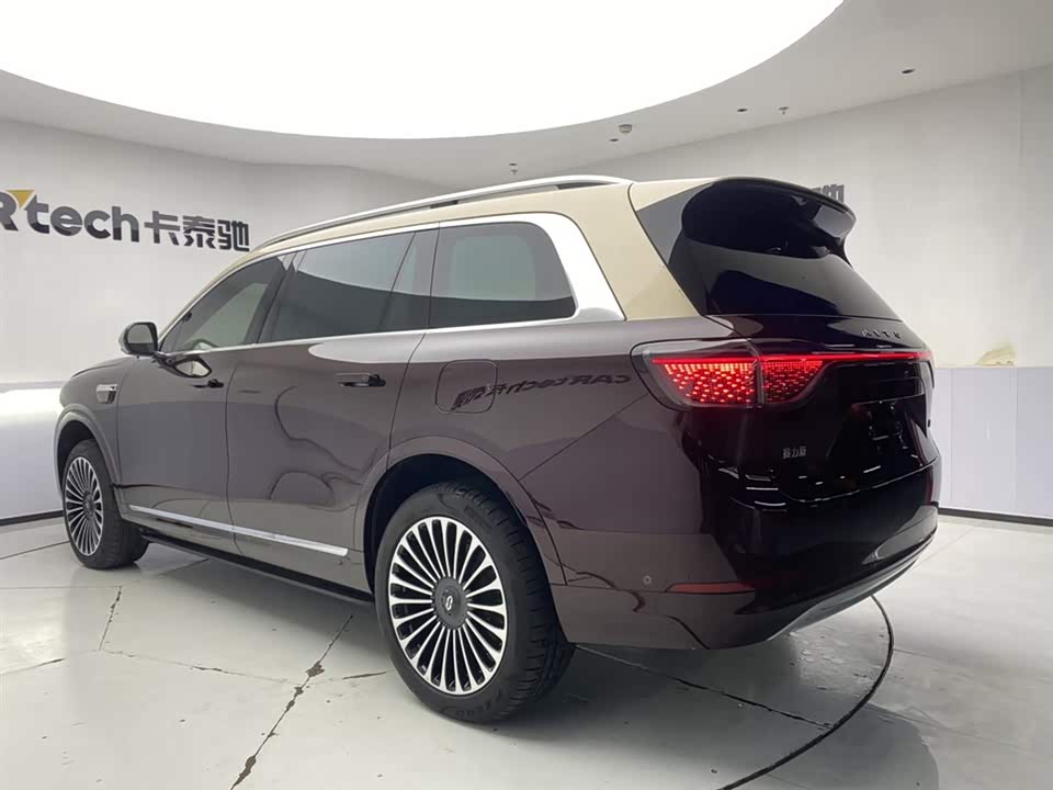 AITO Ask the world M9