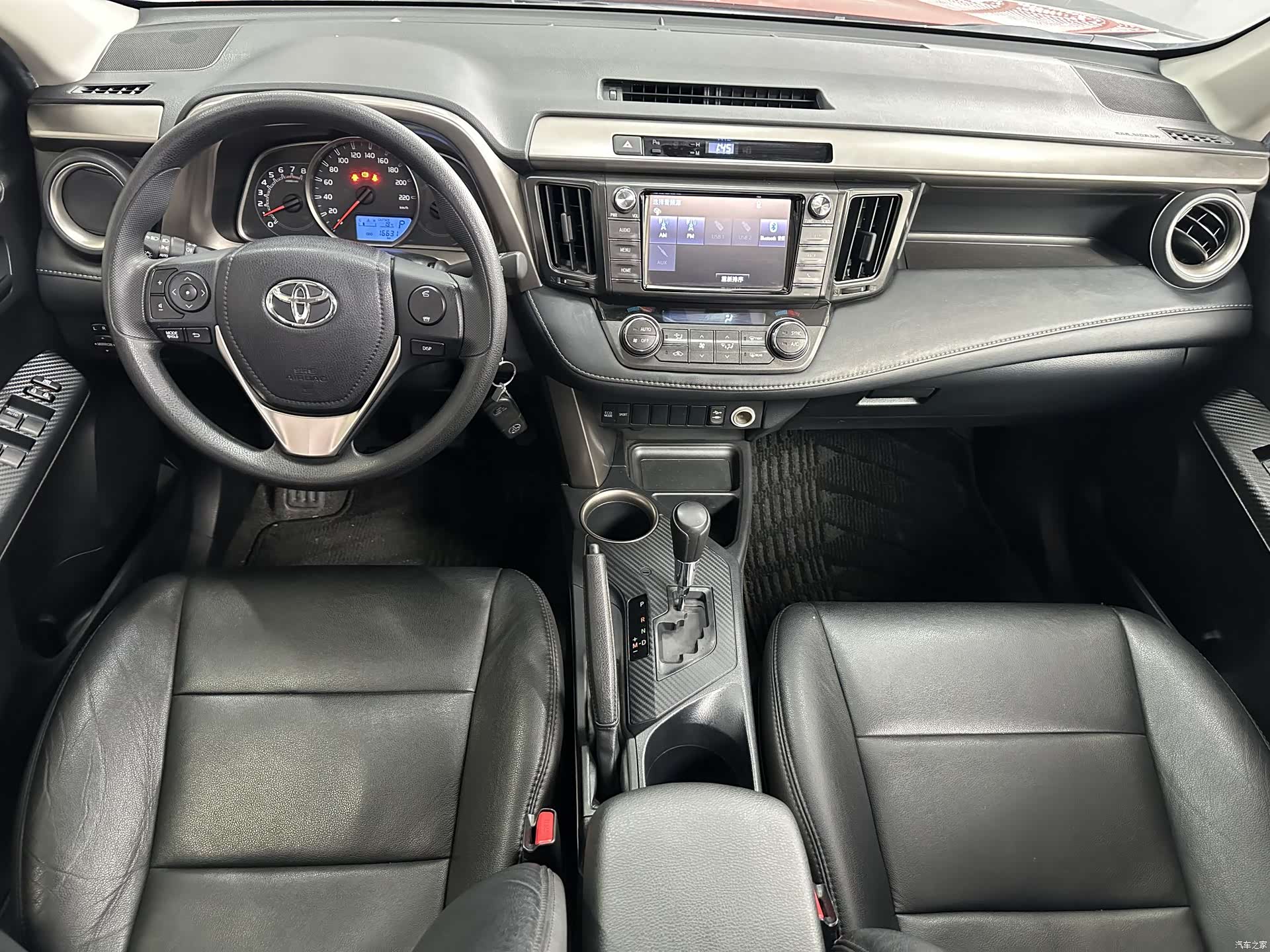 Toyota RAV4, 2016 6