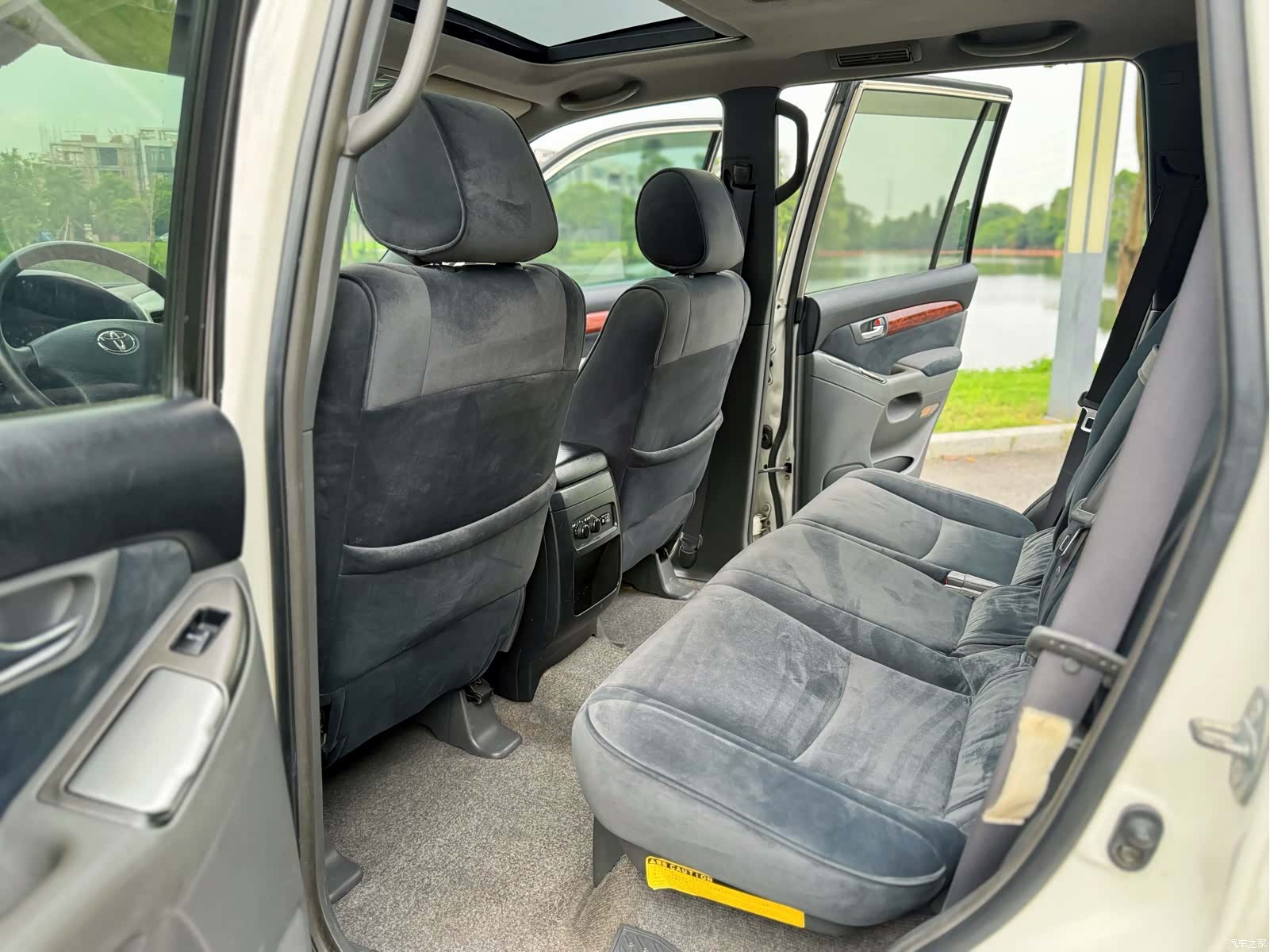 Toyota Prado, 2004 6