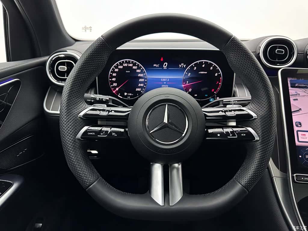 Mercedes-Benz GLC, 2023 9