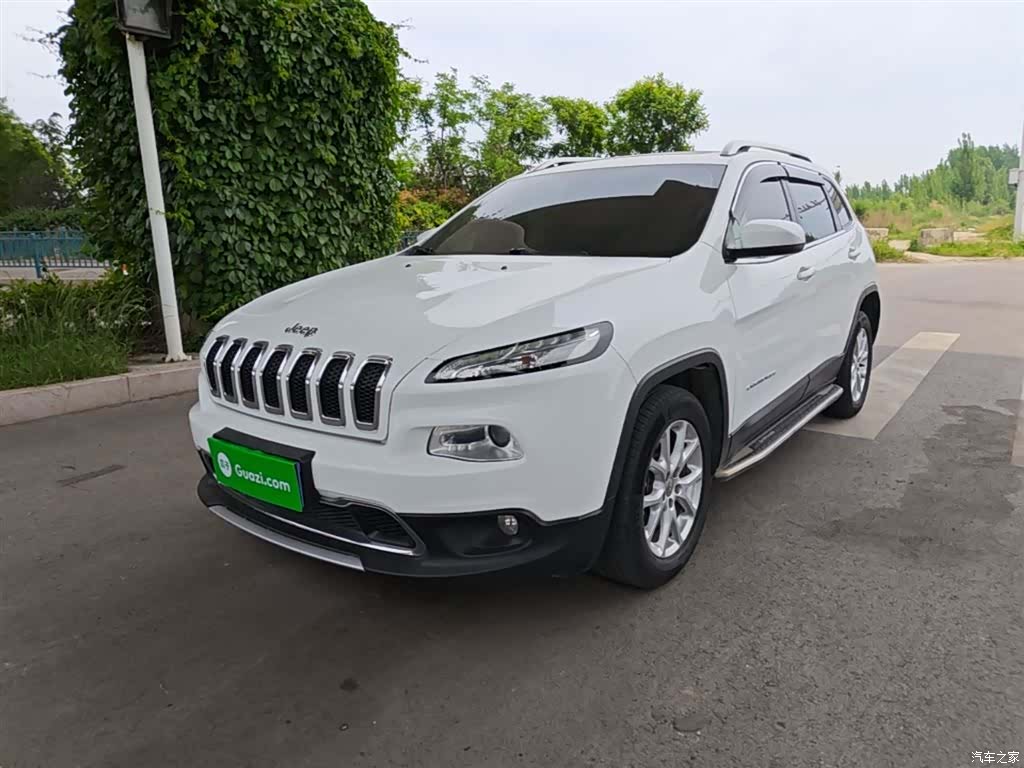Jeep Cherokee, 2018 1